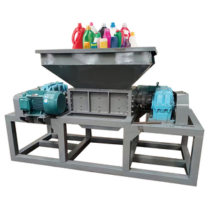 Feed Small Double Shaft Scrap Metal Shredders Machine Crusher Powered Gasoline 600 Piece 9N1 <b>Forklift</b> Smartphone Dewatering End - Product Image 1