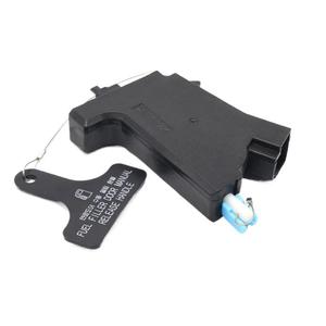 Hyundai Fuel Filler <b>Door</b> Manual Release <b>Handle</b> 81590-2W000 For Modern Santa Fe 13-18 Plastic <b>Replacement</b> Part - Product Image 1