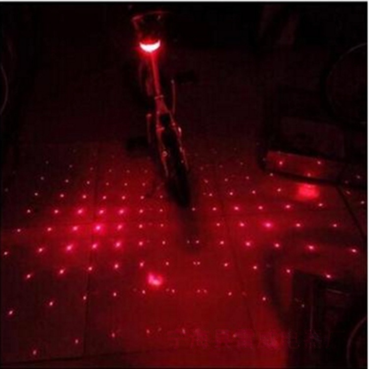 Étoile rouge avec emballage et batterie