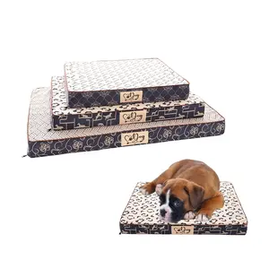 Famipet Custom Comfy Rechthoek Traagschuim Hond Krat Bed Matras Orthopedische Hond Bed Met Afneembare Wasbare Hoes