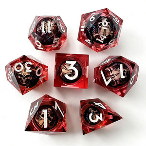 Jeu de dés en résine translucide rouge avec crâne intégré, dés polyédriques en 7 pièces pour les jeux de table de fête d'Halloween - Product Image 6