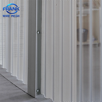 Tôle perforée microporeuse en acier inoxydable ondulé de 1 mm, maille métallique en aluminium pour la décoration architecturale