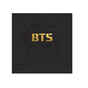BTS Bangtan Boys 2 COOL 4 SKOOL, CD de Estreno, Edición Deluxe con Fotolibro y Póster, Regalo para Fans del K-pop - Product Image 1