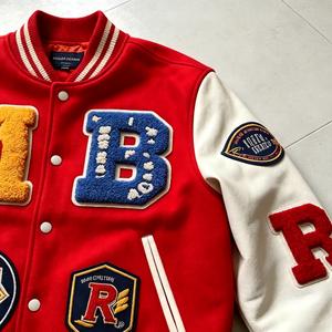Giacca Varsity Personalizzata OEM per College, Giacca Letterman con Ricamo del Nome Individuale, Giacca Pesante e Squadrata - Product Image 2