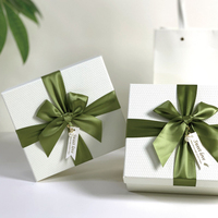 Boîte cadeau de parfum haut de gamme personnalisée, forme rectangulaire, en carton, avec doublure en éponge, emballage portable pour portefeuille et ceinture