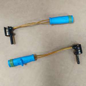 Offre Spéciale vente en gros 1645401017 2205401517 pour <span class=keywords><strong>mercedes</strong></span>-benz capteur de frein avant et arrière Contact Pad alarme WireBrake détection - Product Image 6