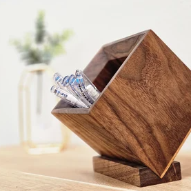 Porte-stylo en chêne artisanal (Minimaliste carré) - Product Image 4