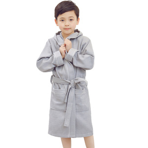 Wholesale Luxury <strong>Waffle</strong> Cotton Bathrobe Hooded <strong>Robes</strong> For <strong>Kids</strong> Soft Breathable Thermal Custom Logo Home Wear - Product Image 4