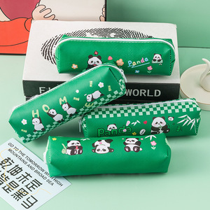 Estuche para lápices Carman Panda, bolsa de papelería para escuela y oficina con cremallera y estampado digital verde - Product Image 2