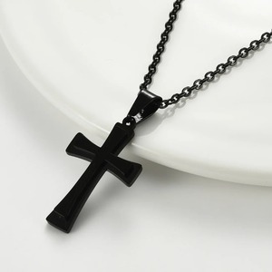 Collar con colgante de cruz de doble capa de acero inoxidable, pequeño, minimalista, plateado, dorado, negro, amuleto religioso cristiano para hombres y mujeres - Product Image 4