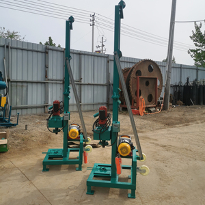 <span class=keywords><strong>Mini</strong></span> 4 Kilowatt Opvouwbare Waterboorinstallatie Voor Huishoudelijk En Agrarisch Gebruik Nieuwe Staat Met 60 Meter Diepte Voor Kerngebruik - Product Image 1