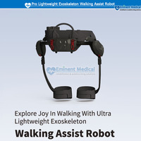 Exosquelette de marche léger et ergonomique pour la rééducation des personnes âgées et la mobilité en extérieur