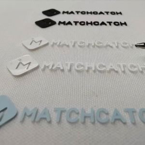 Autocollant thermocollant en PU gaufré 3D personnalisé, impression par transfert de silicone haute fréquence pour vêtements - Product Image 2