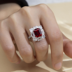 Anillo de Moda Messi Jewelry MSR-1772 PT950 con Zafiro Rojo en Forma de Esmeralda, Anillo con Gema Roja, Anillo de Compromiso - Product Image 6