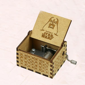 Mini Caja Musical de Madera con Manivela, Tallada, Pequeña, para Regalo - Product Image 3