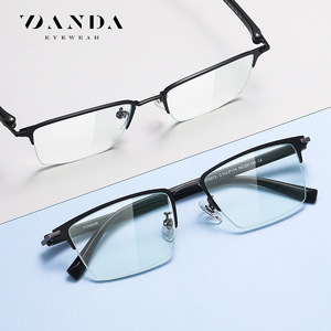 Gafas Danda Eyewear ST6213 de Titanio con Montura Rectangular Semi-Sin Aro, Anti Luz Azul, Ligeras para Hombre - Product Image 2