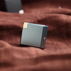 Boîtes d'emballage pliantes imprimées de luxe personnalisées boîte cadeau magnétique avec logo meilleur désodorisant durable pour voiture parfum - Product Image 1