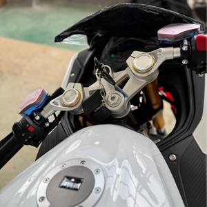 Motocicleta Jiaolong Estilo Ducati, 72V, Deportiva Grande, Estilo Pista, Alta Velocidad, Conversión de Gasolina a Eléctrico para Adultos, 200kg, Alta Velocidad - Product Image 3
