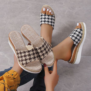 Large Slope Heel <b>Slippers</b> for Women 2025 Summer New Style Casual Fashion One Line Beach Coolers C15 - Product Image 5