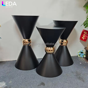 LEDA Nouveau design Socle de table en métal noir pour gâteau de mariage, idéal pour les événements et la décoration de fêtes - Product Image 1