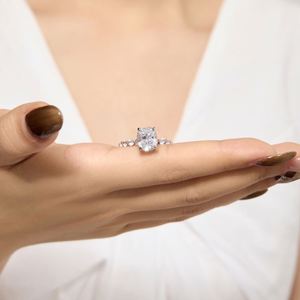Dylam – Nouveaux Anneaux de Promesse de Mariage Classiques en Argent S925 Plaqué Rhodium Fin, Zirconium Cubique Taillé Effet Glacé 4 carats 8A pour Femme - Product Image 3