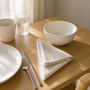 Serviettes en coton carrées, teintes unies, avec bordure pompon, pour la décoration de table, usage domestique, lavables en machine, style simple fait main - Product Image 3