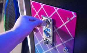 <span class=keywords><strong>Simulador</strong></span> <span class=keywords><strong>de</strong></span> Juegos VR 9D, Camión Móvil para Parques, Construcción <span class=keywords><strong>de</strong></span> Metal y Fibra <span class=keywords><strong>de</strong></span> Vidrio, Capacidad <span class=keywords><strong>de</strong></span> 500 kg, para Fiestas, Centros Comerciales, Interiores - Product Image 4