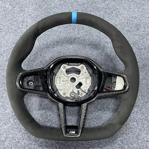 Volant en fibre de carbone CS M4 modifié en forme de D pour un style sportif de luxe, matériau en cuir, compatible avec les modèles F20 F30 F15 F16 F02, adapté au volant M3 - Product Image 1