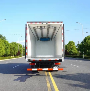 Camion frigorifique HOWO 4*2 à vendre, fourgon frigorifique, camions congélateurs - Product Image 4