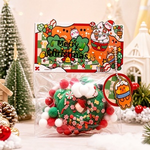 Lindos Juguetes de Garra de Gato para Navidad, Guantes Festivos con Forma de Donut de Alta Calidad para Regalos de Bienvenida y Obsequios de Ferias Comerciales - Product Image 3