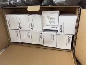 คอนแทคเตอร์แม่เหล็กมิตซูบิชิ รุ่น S-T80 - Product Image 1