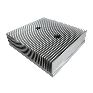 Dissipateur thermique en aluminium extrudé personnalisé de haute qualité 120(L)*30(H)*110(C)mm – Profilés en aluminium sur mesure - Product Image 1