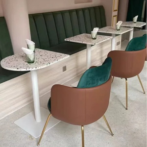Juego de Sillas de Restaurante con Mesa Semicircular de Imitación Mármol, Asiento de Cuero PU, Estructura Metálica, Diseño Contemporáneo para Uso Comercial en Comedores - Product Image 1