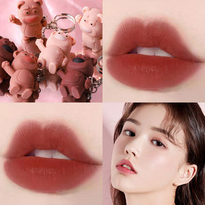 Superventas lindo oso ondulante llavero líquido lápiz labial antiadherente taza de larga duración hidratante Color mejora brillo de labios mate - Product Image 6
