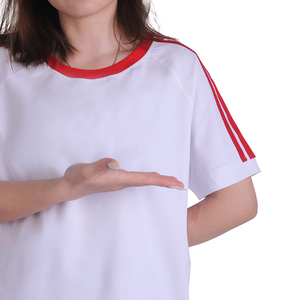 T-shirt en coton à col rond avec logo personnalisé pour femmes, usine OEM au Vietnam - Product Image 4