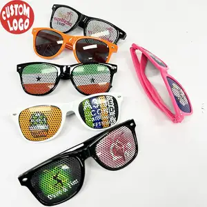 프로모션 저렴한 근시 핀홀 저렴한 프로모션 편광 스티커 선글라스 핀홀 안경