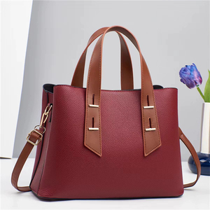 Sacs à main bandoulière mignons et élégants en PU marron de luxe vintage coréen pour <span class=keywords><strong>femme</strong></span>, modèle 2026, de marque OEM, à prix abordable - Product Image 4