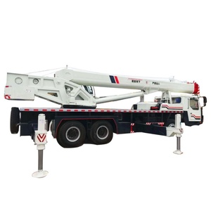 Asequible profesional 6x4 25 toneladas elevación hidráulica telescópica pluma auto hecho Camión grúa con cesta de hombre - Product Image 1