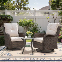 Fauteuil pivotant en rotin pour extérieur, ensemble de mobilier de bistrot pour patio, chaise en osier rembourrée avec table basse en verre