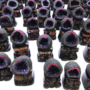 Géode d'améthyste violet foncé en cristal de quartz naturel à vendre - Product Image 6