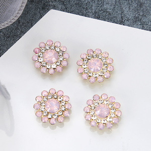 Botón de diamantes de imitación con forma de girasol, 14 mm, redondo, accesorios de joyería para manualidades DIY, venta al por mayor - Product Image 2