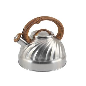 Hervidor de Agua con Silbato de Acero Inoxidable de Grado Alimenticio, con Mango con Diseño de Madera, Apto para Todas las Estufas - Product Image 1