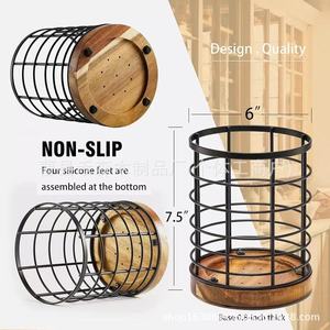 Porte-ustensiles de cuisine en fil métallique noir avec base en bois d'acacia, adapté à 6 grands ustensiles de cuisine sur la planche de travail. - Product Image 1