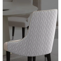 Vente en gros de mobilier de chambre design moderne et confortable fauteuil de restaurant en métal rembourré souple chaise de salle à manger nordique