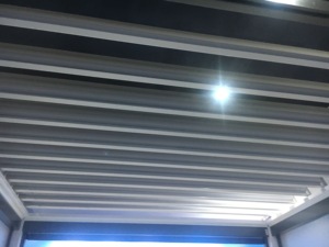 <span class=keywords><strong>Pergola</strong></span> Addossata <span class=keywords><strong>da</strong></span> Esterno Impermeabile in Alluminio con Sistema di Copertura Bioclimatica e Tenda <span class=keywords><strong>a</strong></span> Lamelle Orientabili Motorizzata - Product Image 6