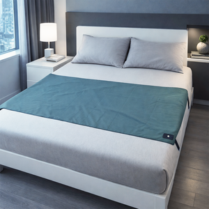 绿色PU皮革床用接地垫，导电片可减少静电，改善睡眠质量，厂家直供 - Product Image 1