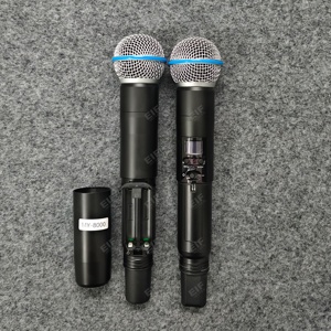 Sistema de Micrófonos Inalámbricos UHF Portátiles Profesionales MY-8000, 200 Metros, 4 Antenas, Micrófono de Diversidad Real para Espectáculos en Vivo - Product Image 5