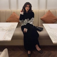 Ensemble Abaya en velours et dentelle de luxe J-282, manteau Abaya musulman avec hijab assorti, vêtements islamiques modestes à manches longues noirs