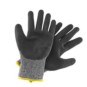 ANSI A6 Agarre antideslizante Resistencia al aceite Guantes resistentes a cortes Guantes de seguridad con revestimiento de Palma de nitrilo de arena negra - Product Image 2