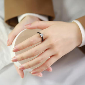 Baja nirkarat tahan air Bling zirkonia kubik wanita janji cincin pernikahan Multi warna cantik berbentuk hati cincin CZ - Product Image 2